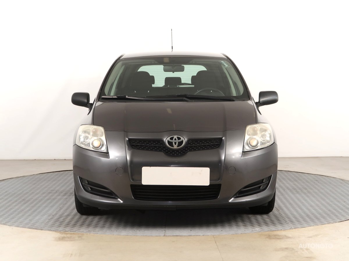 Toyota Auris, 2009 - pohled č. 2