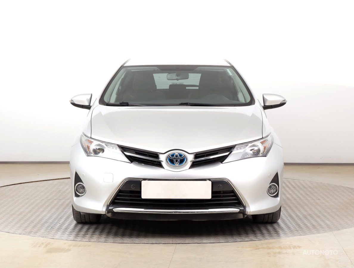 Toyota Auris, 2015 - pohled č. 2