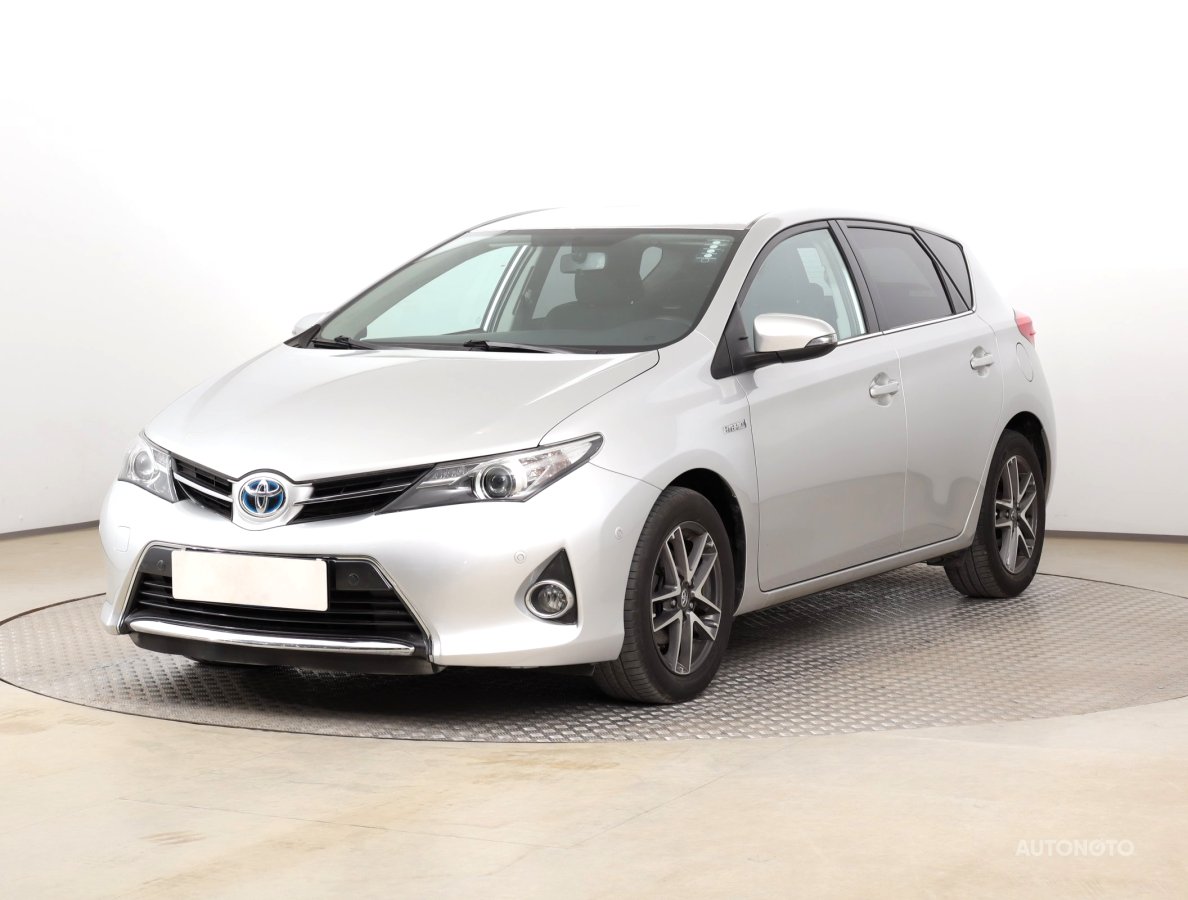 Toyota Auris, 2015 - pohled č. 3