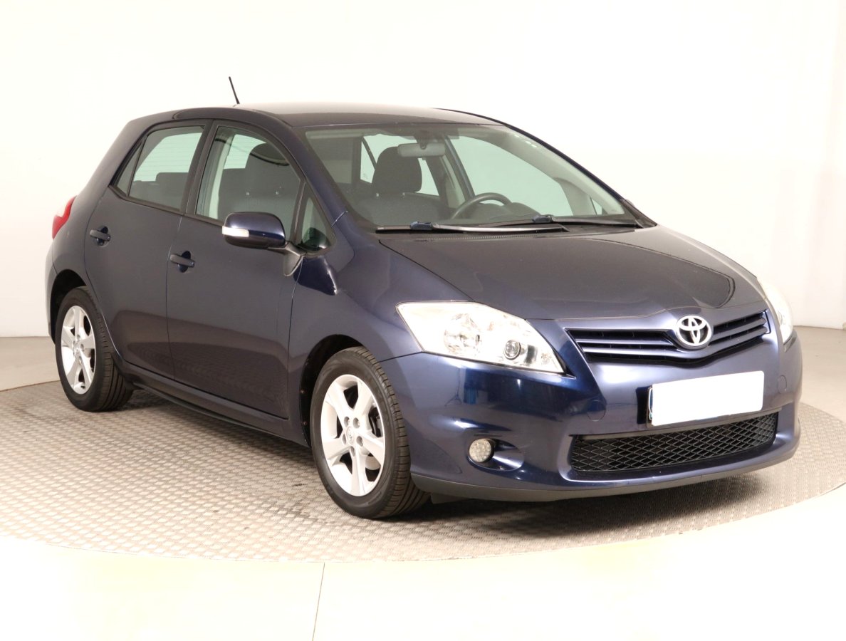 Toyota Auris, 2012 - celkový pohled