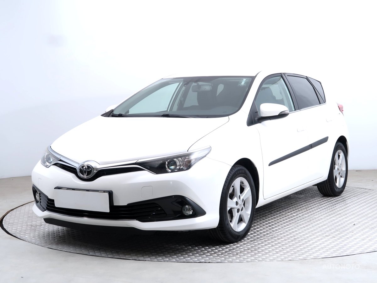 Toyota Auris, 2017 - pohled č. 3