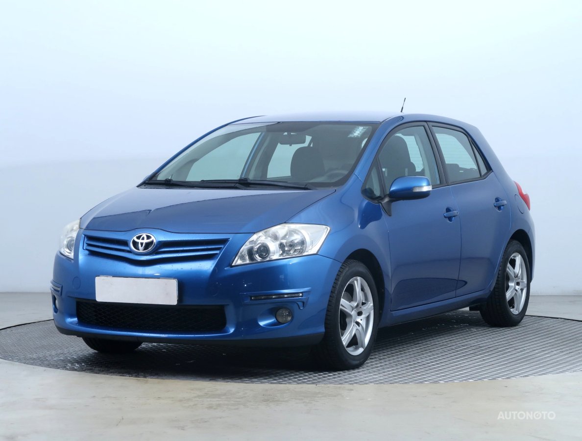 Toyota Auris, 2011 - pohled č. 3