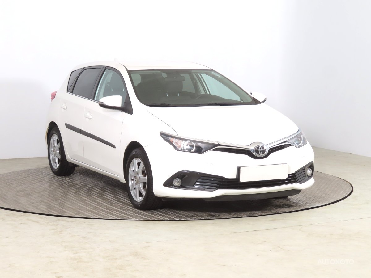 Toyota Auris, 2016 - celkový pohled