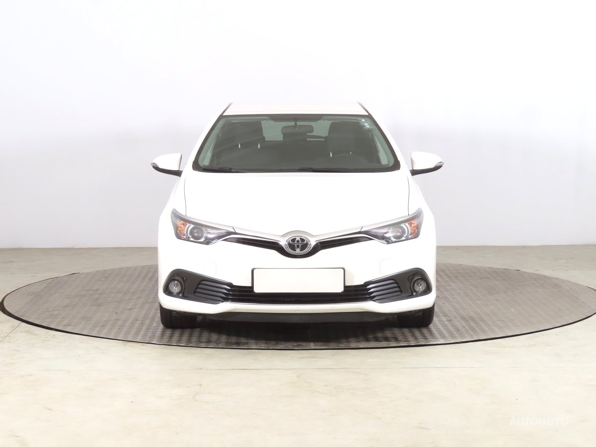 Toyota Auris, 2016 - pohled č. 2