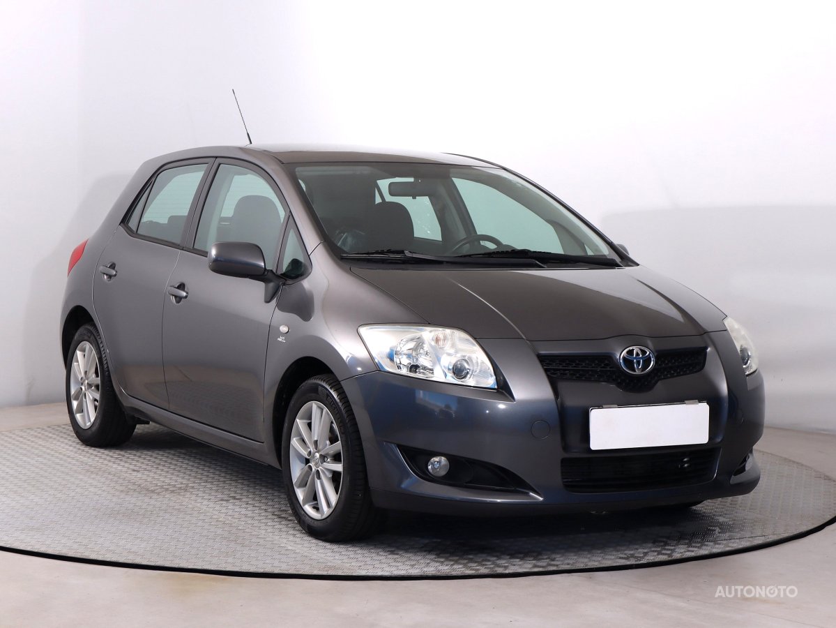 Toyota Auris, 2009 - celkový pohled