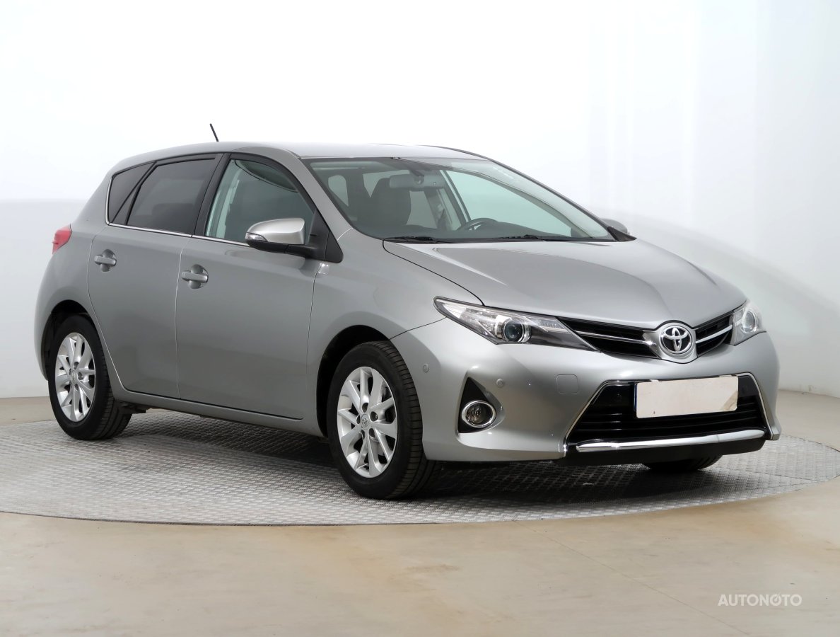 Toyota Auris, 2014 - celkový pohled