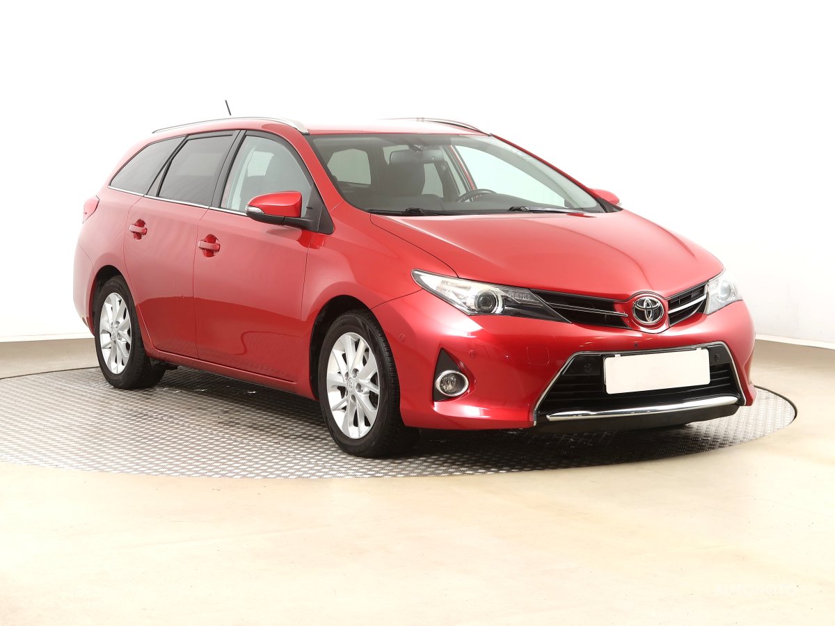 Toyota Auris, 2014 - celkový pohled