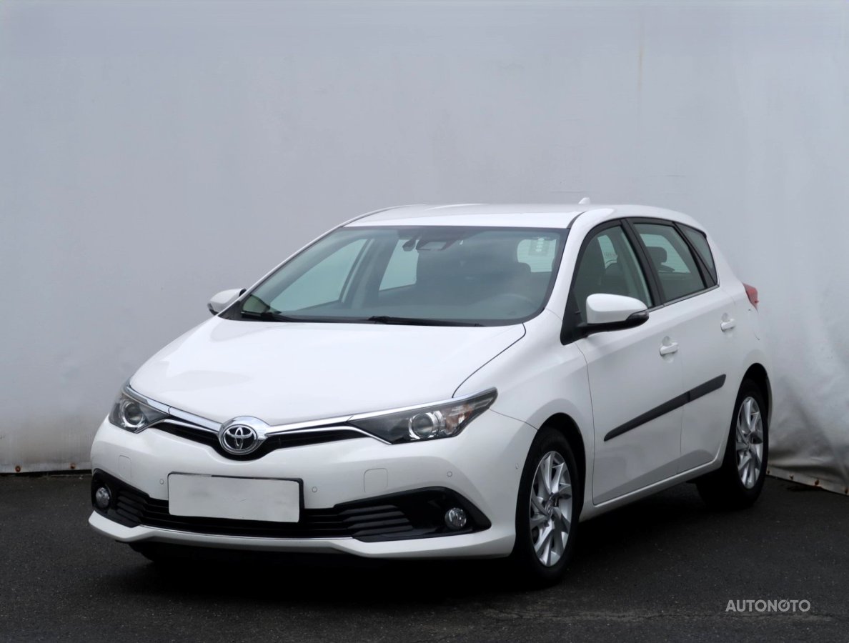 Toyota Auris, 2017 - pohled č. 3