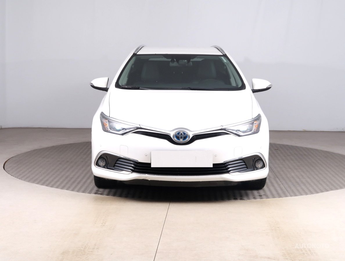 Toyota Auris, 2015 - pohled č. 2