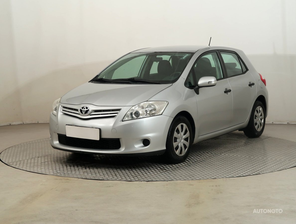 Toyota Auris, 2012 - pohled č. 3