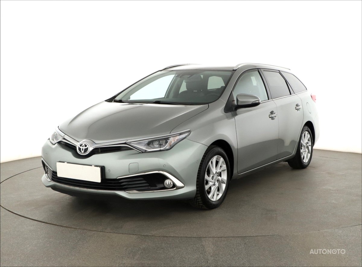 Toyota Auris, 2018 - pohled č. 3