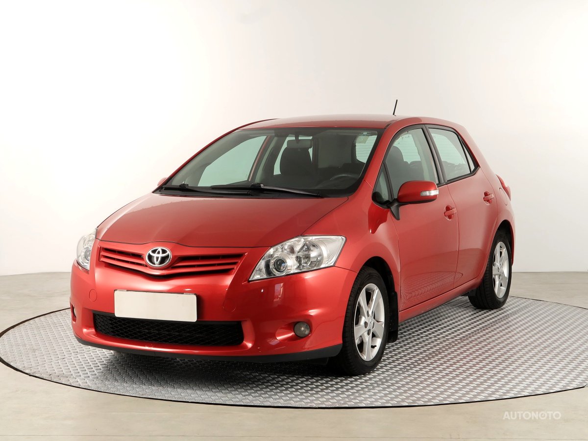 Toyota Auris, 2011 - pohled č. 3