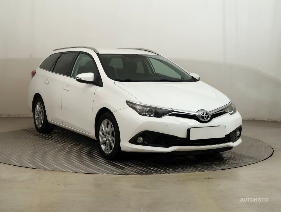 Toyota Auris, 2016 - celkový pohled