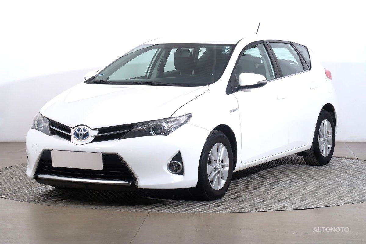 Toyota Auris, 2014 - pohled č. 3