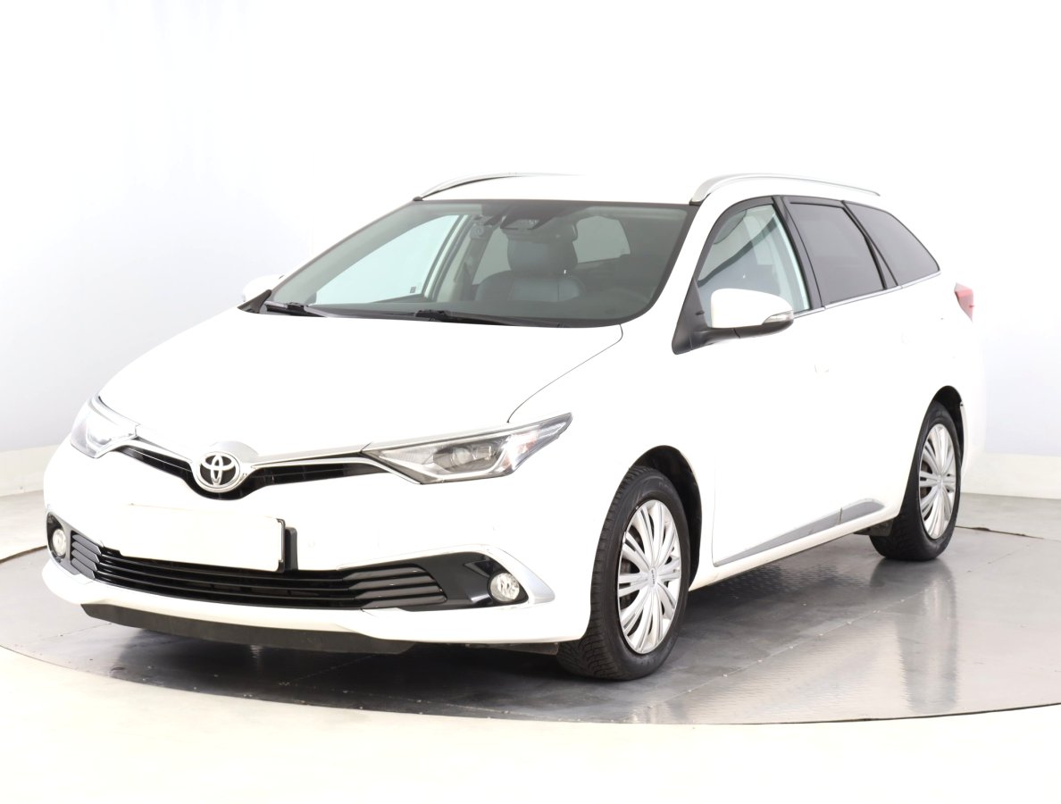 Toyota Auris, 2018 - pohled č. 3