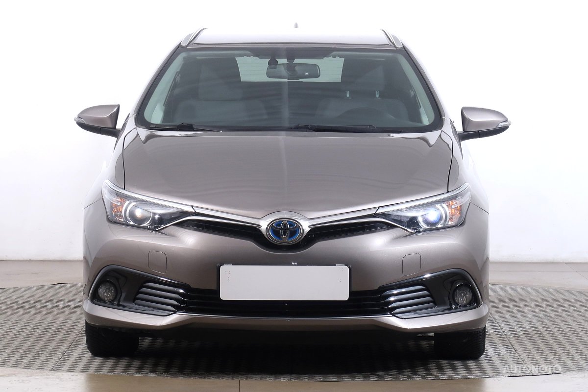 Toyota Auris, 2015 - pohled č. 2
