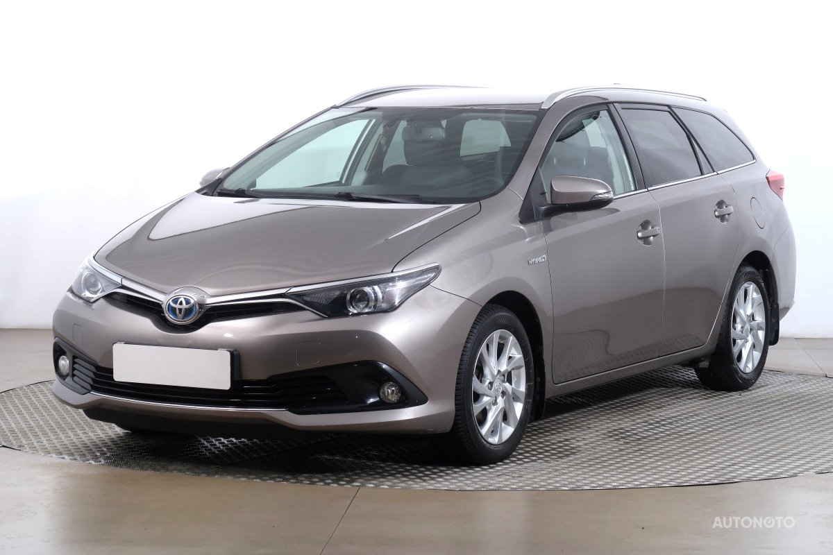 Toyota Auris, 2015 - pohled č. 3