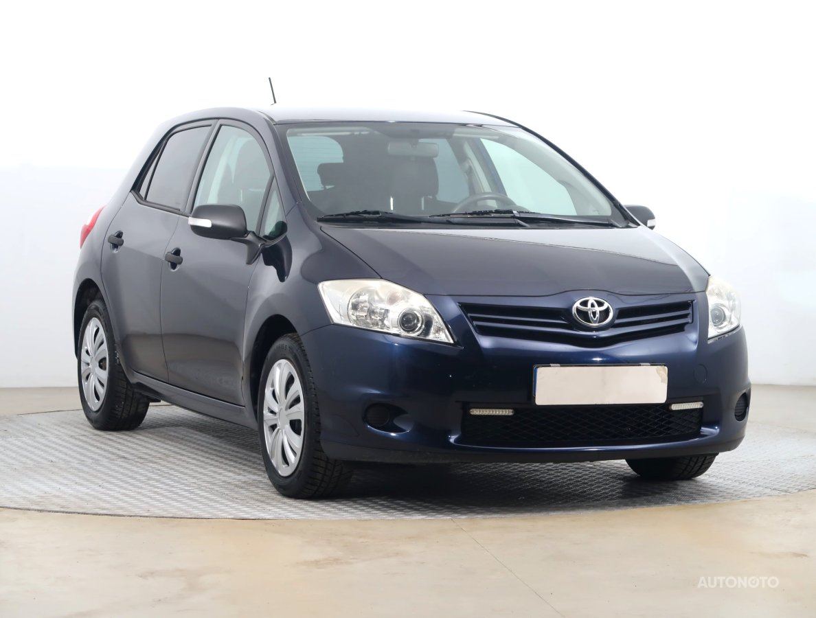 Toyota Auris, 2012 - celkový pohled