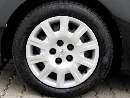 Toyota Auris, 2012 - pohled č. 11