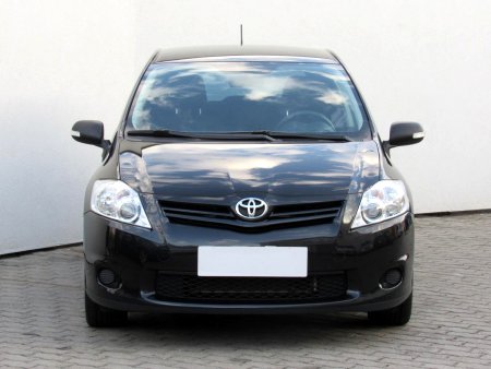Toyota Auris, 2012 - pohled č. 2