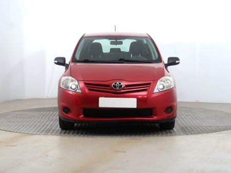 Toyota Auris, 2011 - pohled č. 2