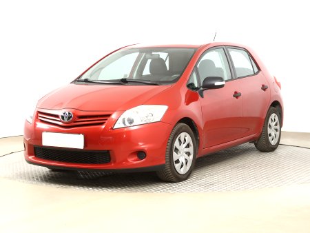 Toyota Auris, 2012 - pohled č. 3