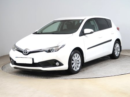Toyota Auris, 2016 - pohled č. 3