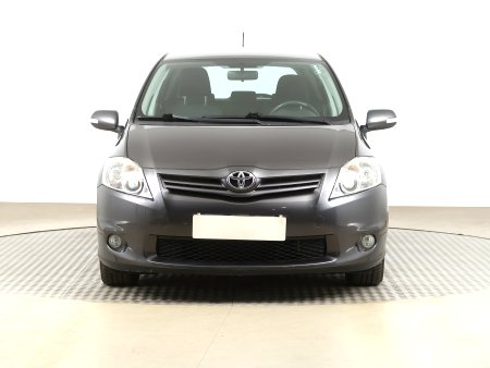 Toyota Auris, 2010 - pohled č. 2