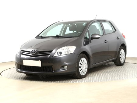 Toyota Auris, 2010 - pohled č. 3
