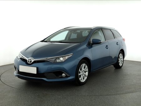 Toyota Auris, 2019 - pohled č. 3