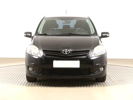 Toyota Auris, 2011 - pohled č. 2