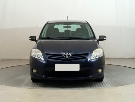 Toyota Auris, 2010 - pohled č. 2