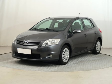 Toyota Auris, 2010 - pohled č. 3