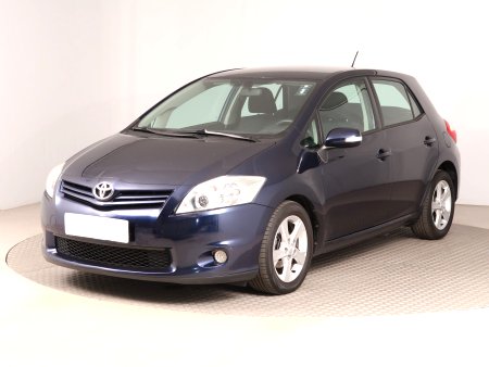 Toyota Auris, 2012 - pohled č. 3