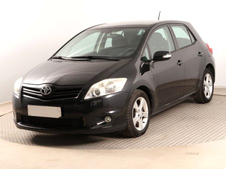 Toyota Auris, 2011 - pohled č. 3
