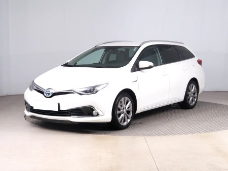 Toyota Auris, 2015 - pohled č. 3