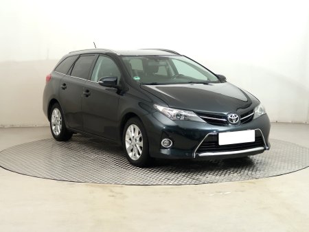 Toyota Auris, 2014