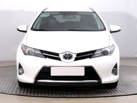 Toyota Auris, 2014 - pohled č. 2