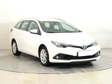 Toyota Auris, 2017