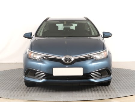 Toyota Auris, 2015 - pohled č. 2