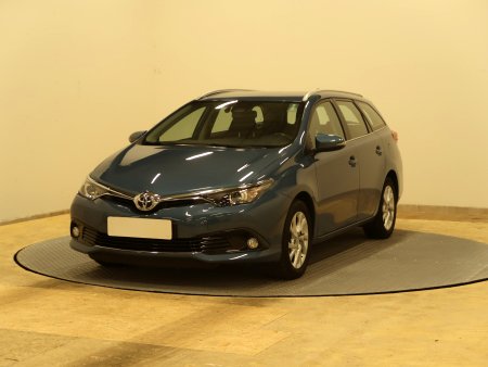 Toyota Auris, 2018 - pohled č. 3