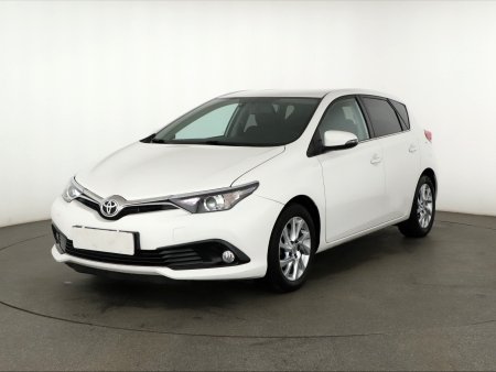 Toyota Auris, 2018 - pohled č. 3