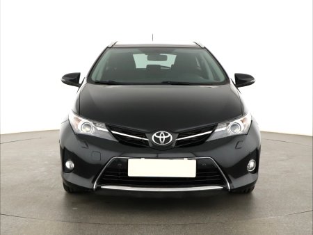 Toyota Auris, 2015 - pohled č. 2
