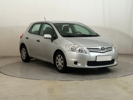 Toyota Auris, 2012