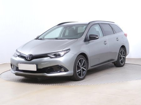 Toyota Auris, 2018 - pohled č. 3