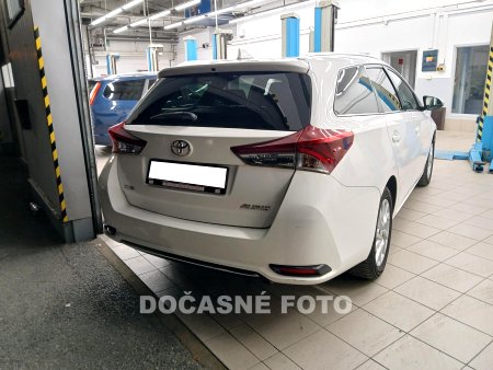 Toyota Auris, 2016 - pohled č. 2