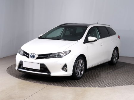 Toyota Auris, 2013 - pohled č. 3