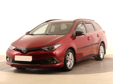 Toyota Auris, 2018 - pohled č. 3