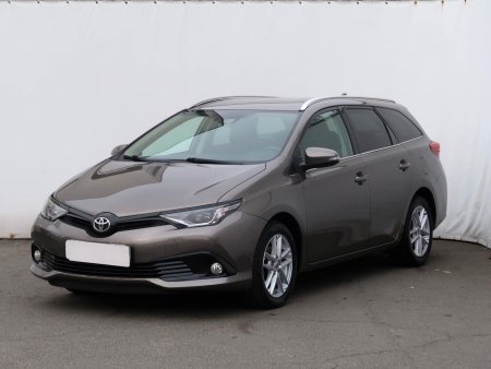 Toyota Auris, 2018 - pohled č. 3