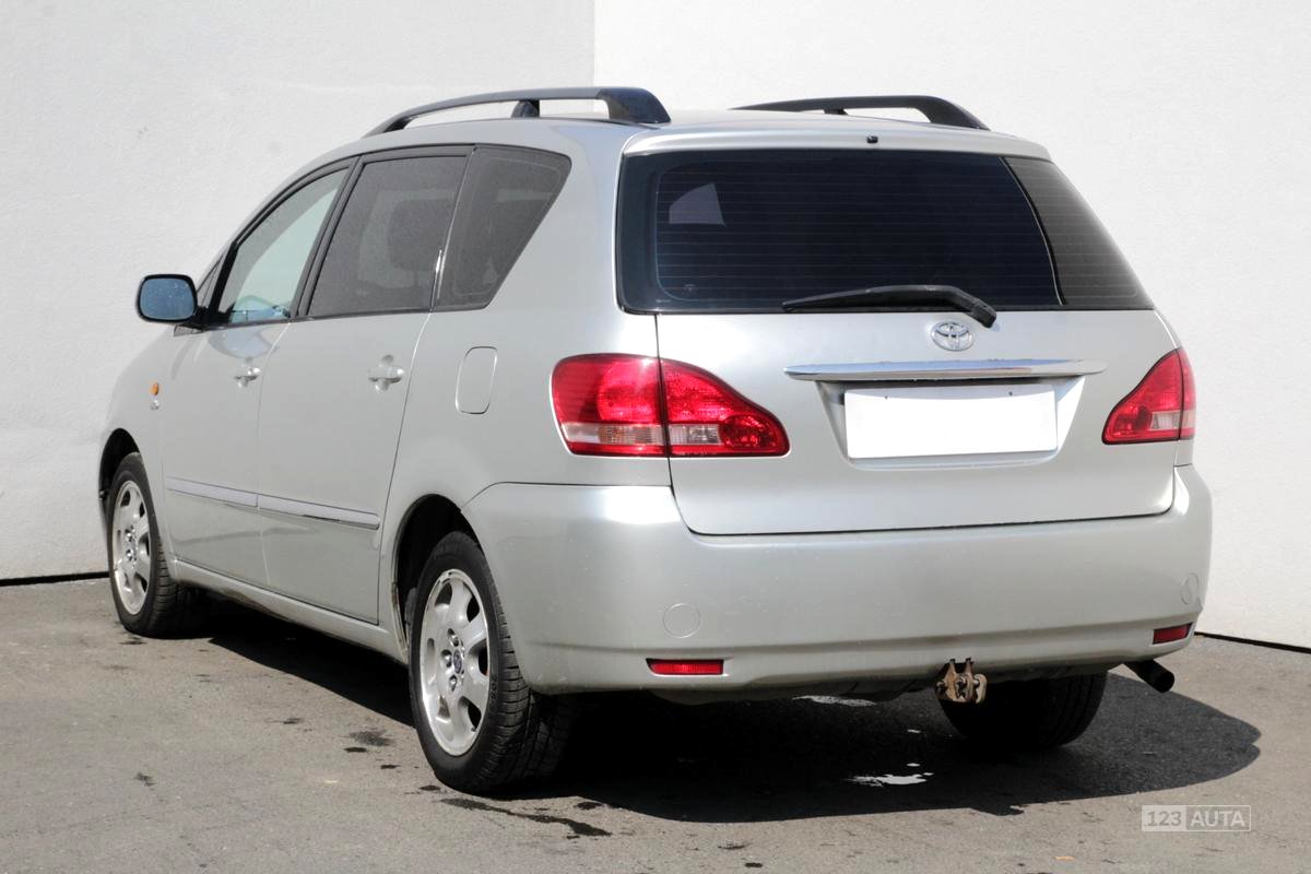 Toyota Avensis Verso, 2002 - pohled č. 7